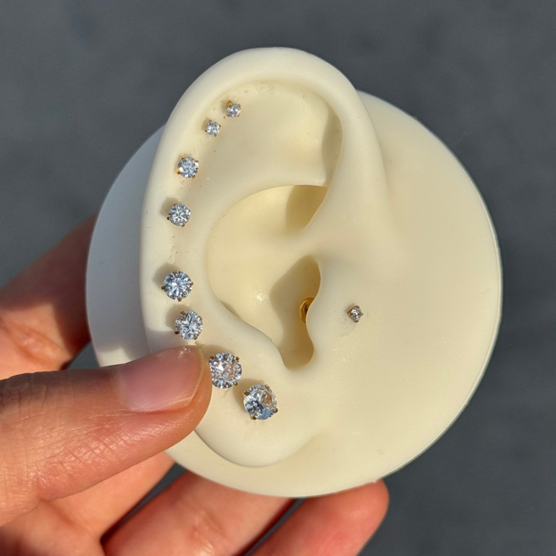 Modern flat backs studs