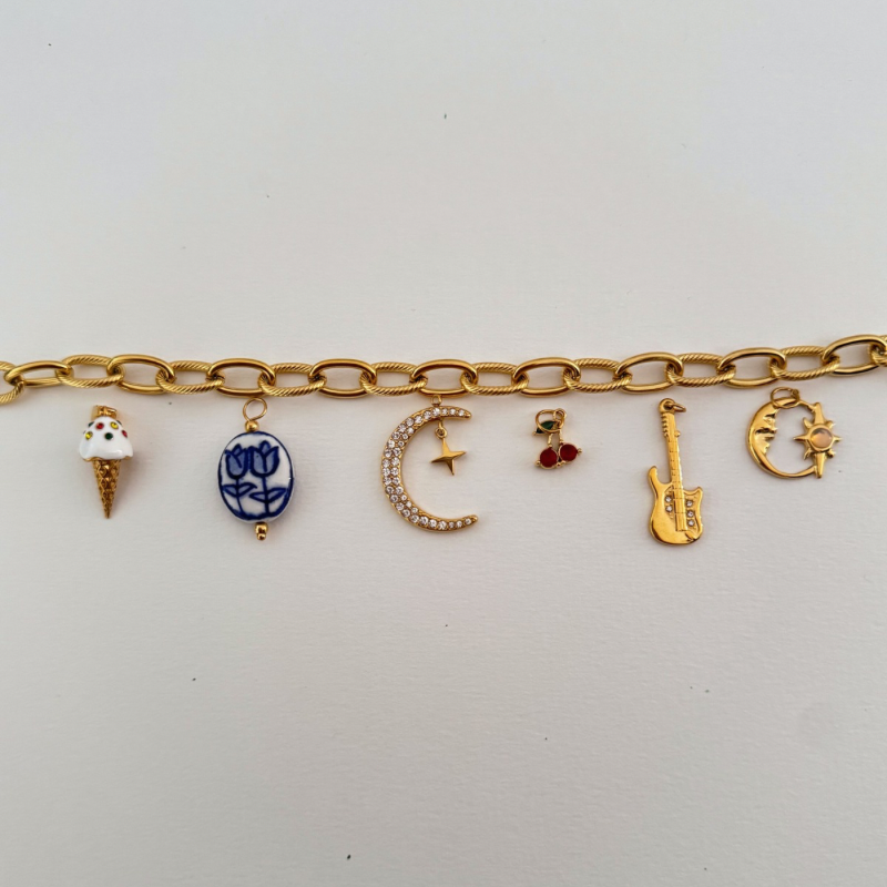 Kettle 2.0 charm