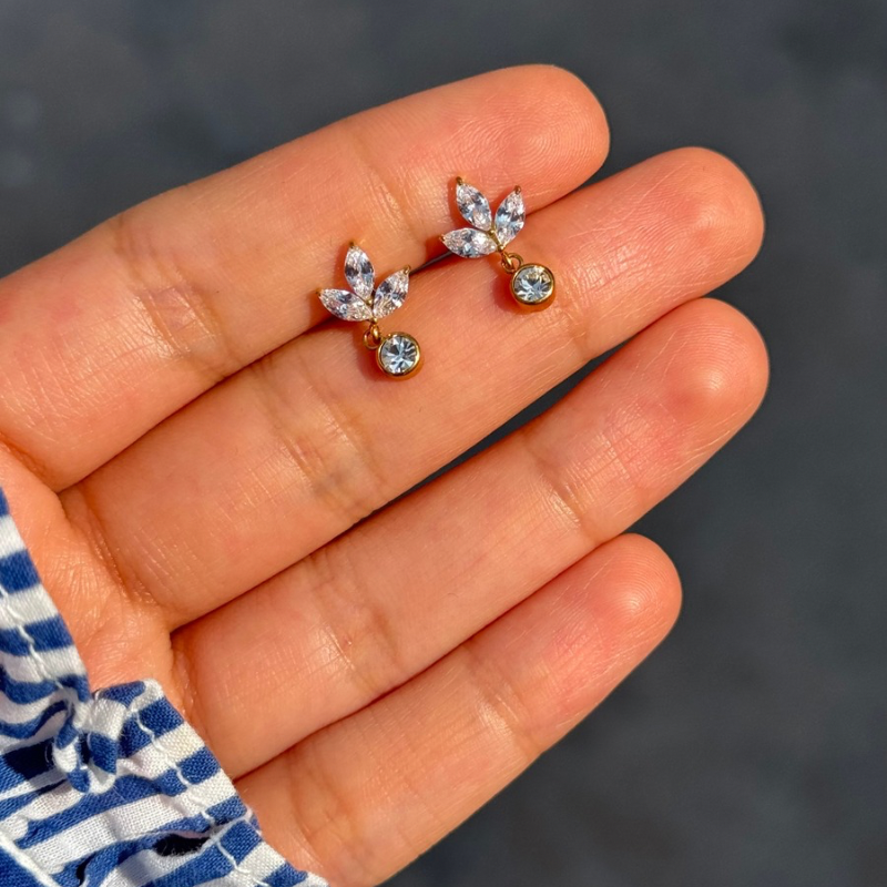 Muse minis helix studs