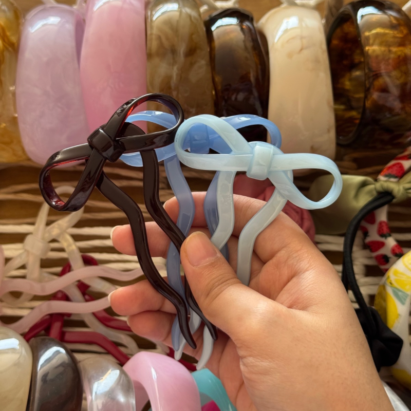 Bow hair stick