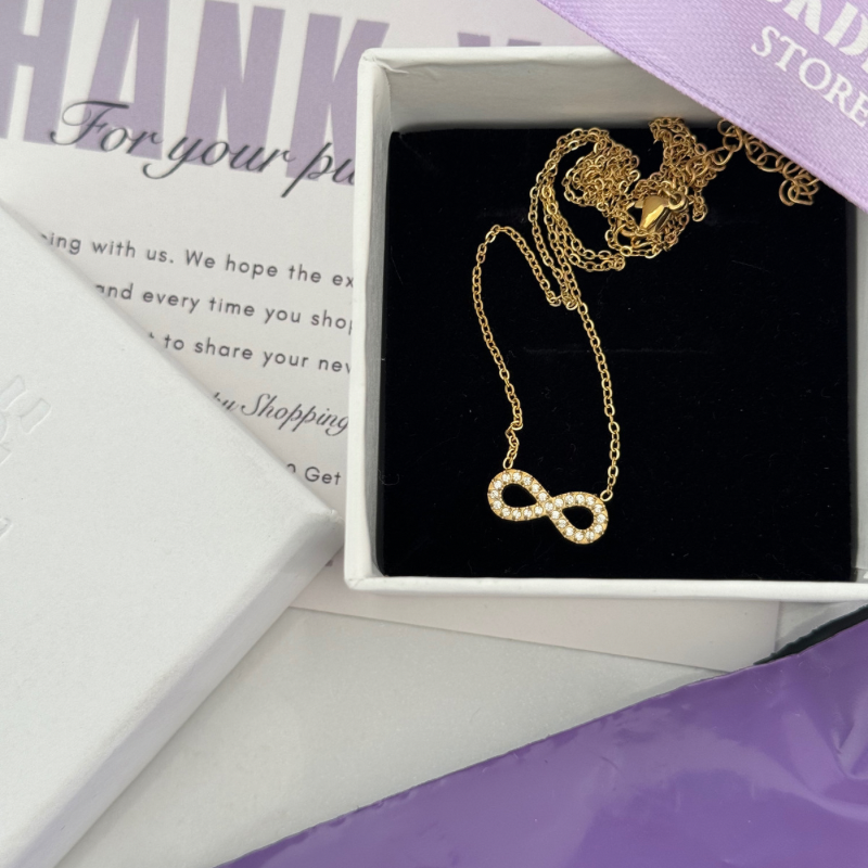Endless love necklace