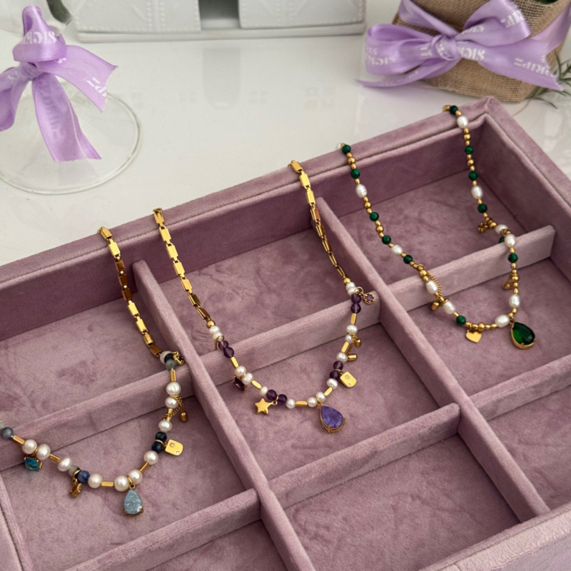 Dewberry necklace
