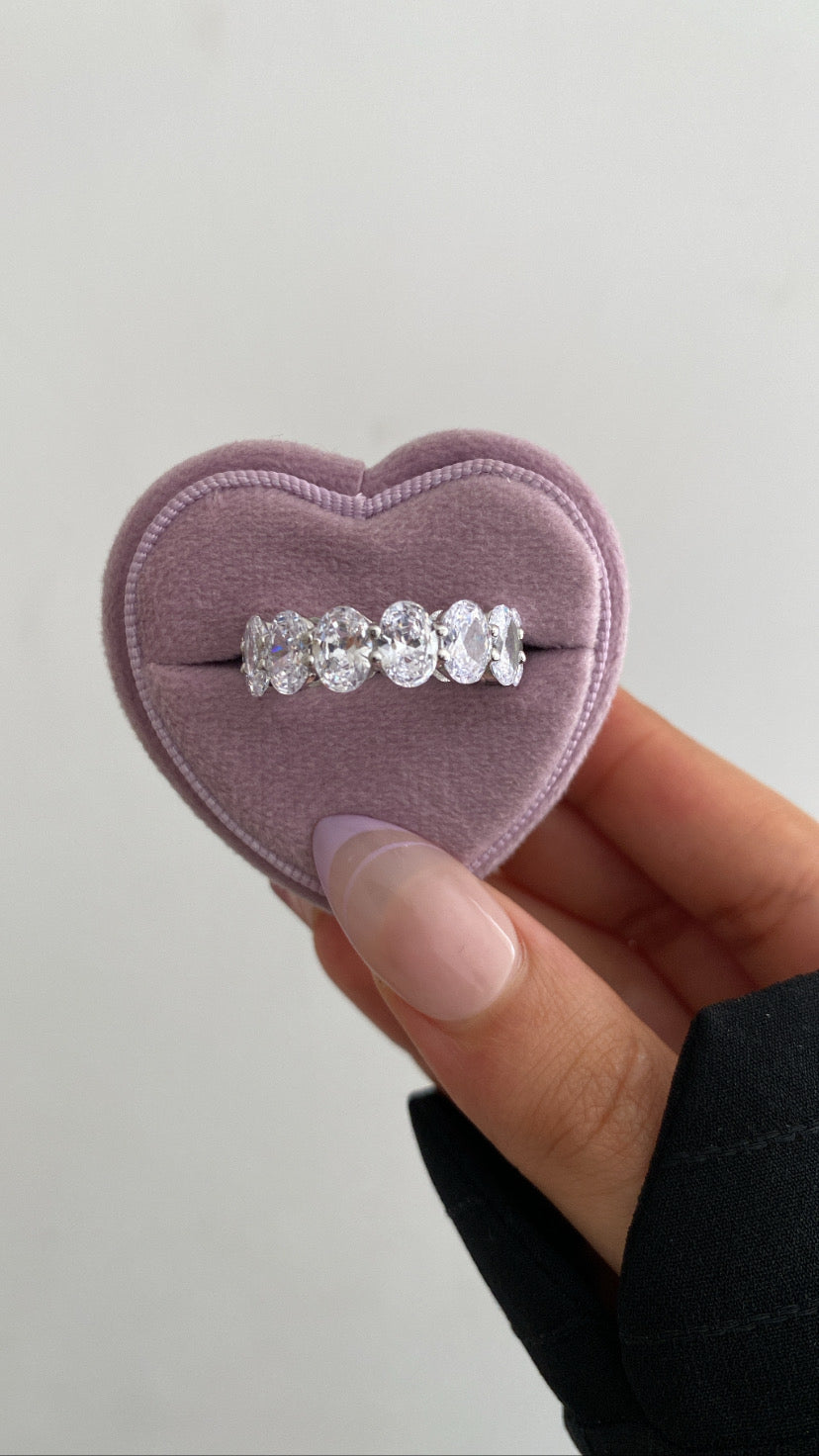 Galentine bands