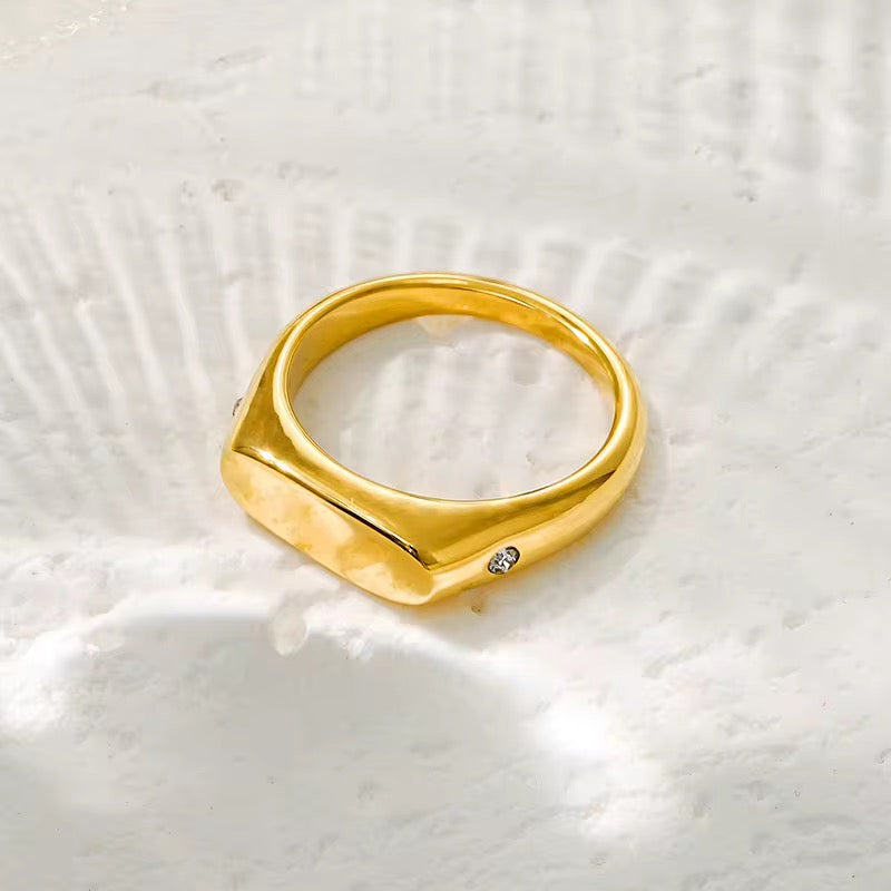 Jellybean engravable ring