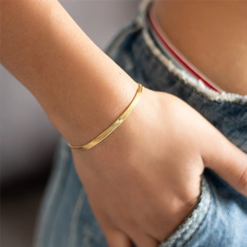Snake chain bracelet
