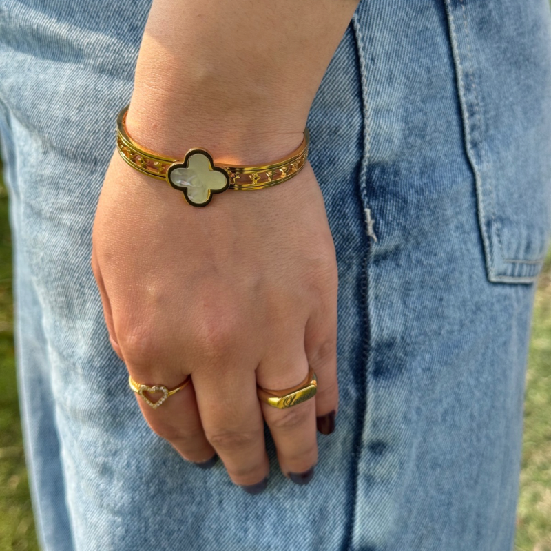 Luxe clover bracelet