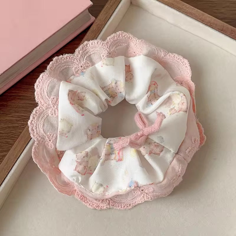 Tiana scrunchie