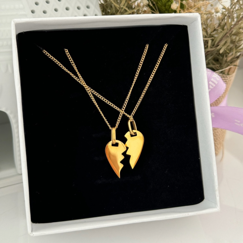 Puzzle heart necklace