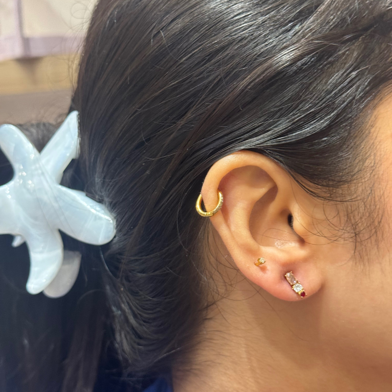 Pinkie studs