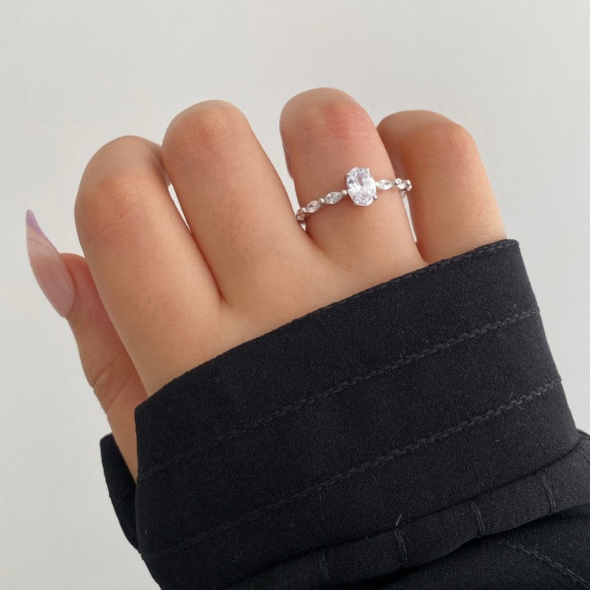 Whitney ring