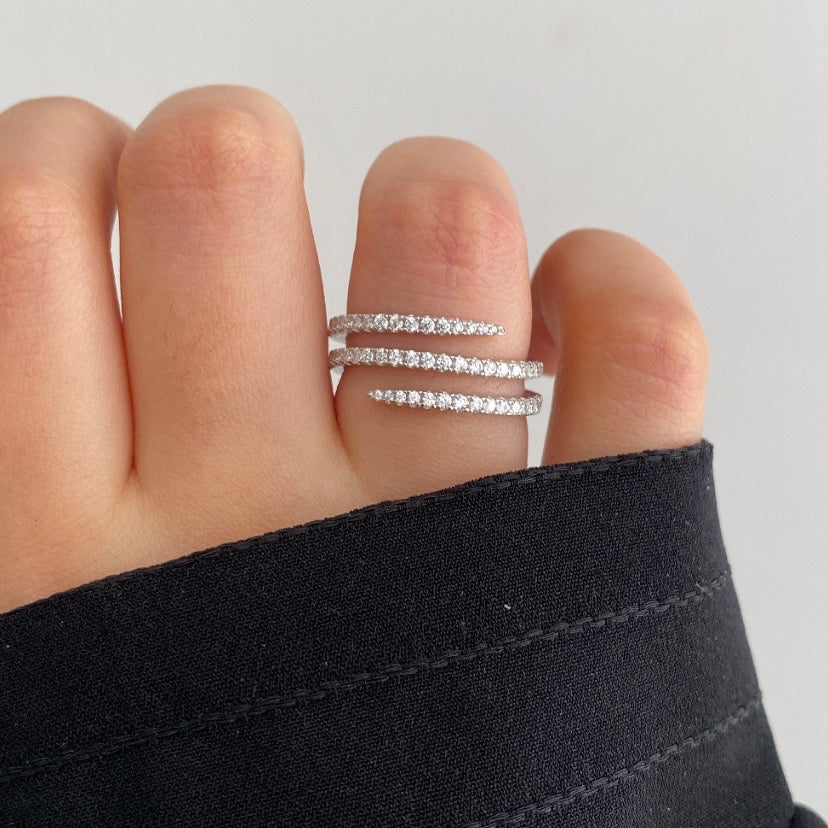 Twirling ring