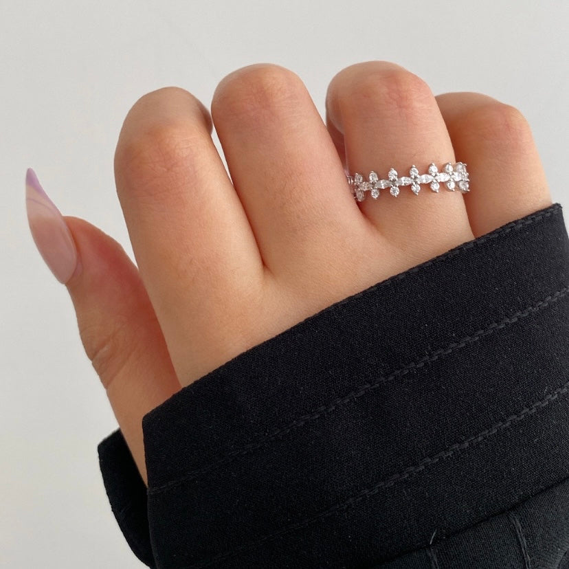 Esma veil ring