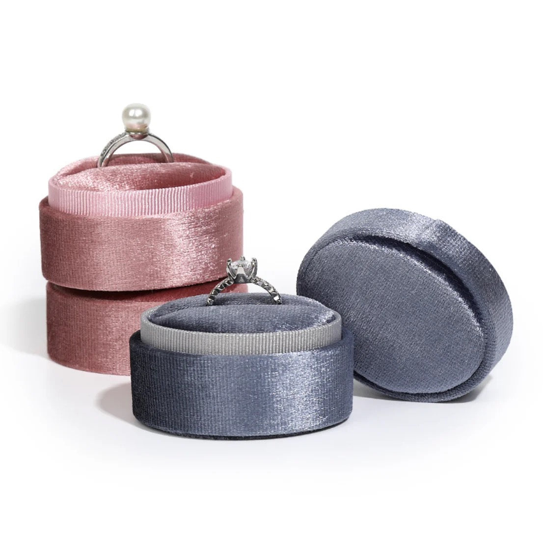 Oval ring box