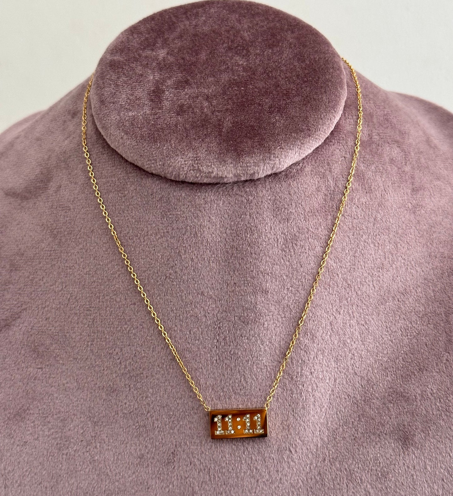 Well-wisher necklace