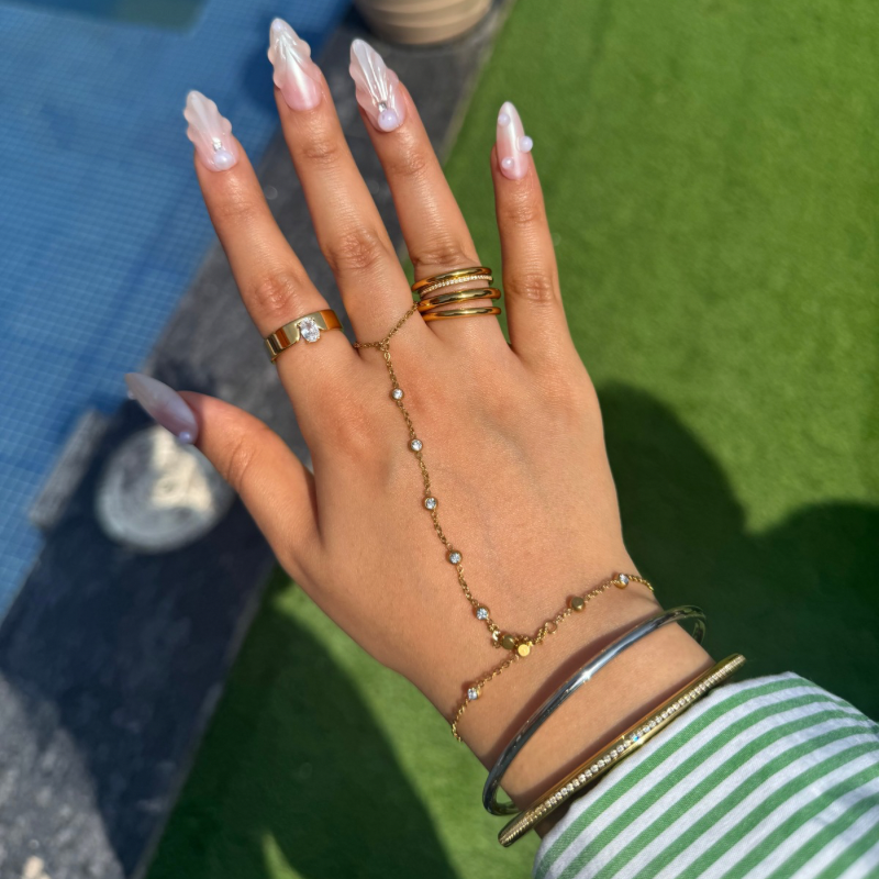 Tassel handchain bracelet