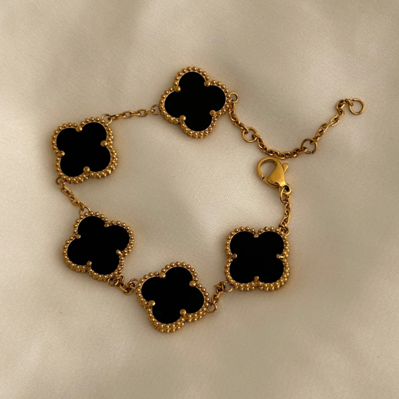 Black Clover bracelet