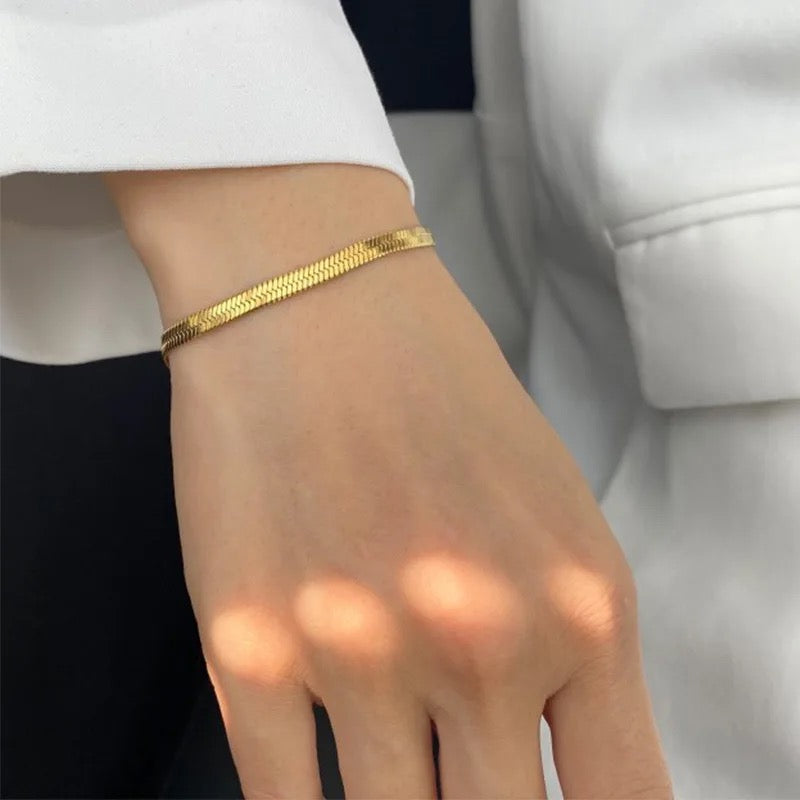 Snake chain bracelet