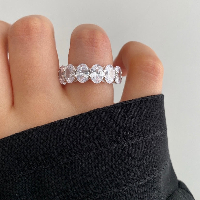 Galentine bands