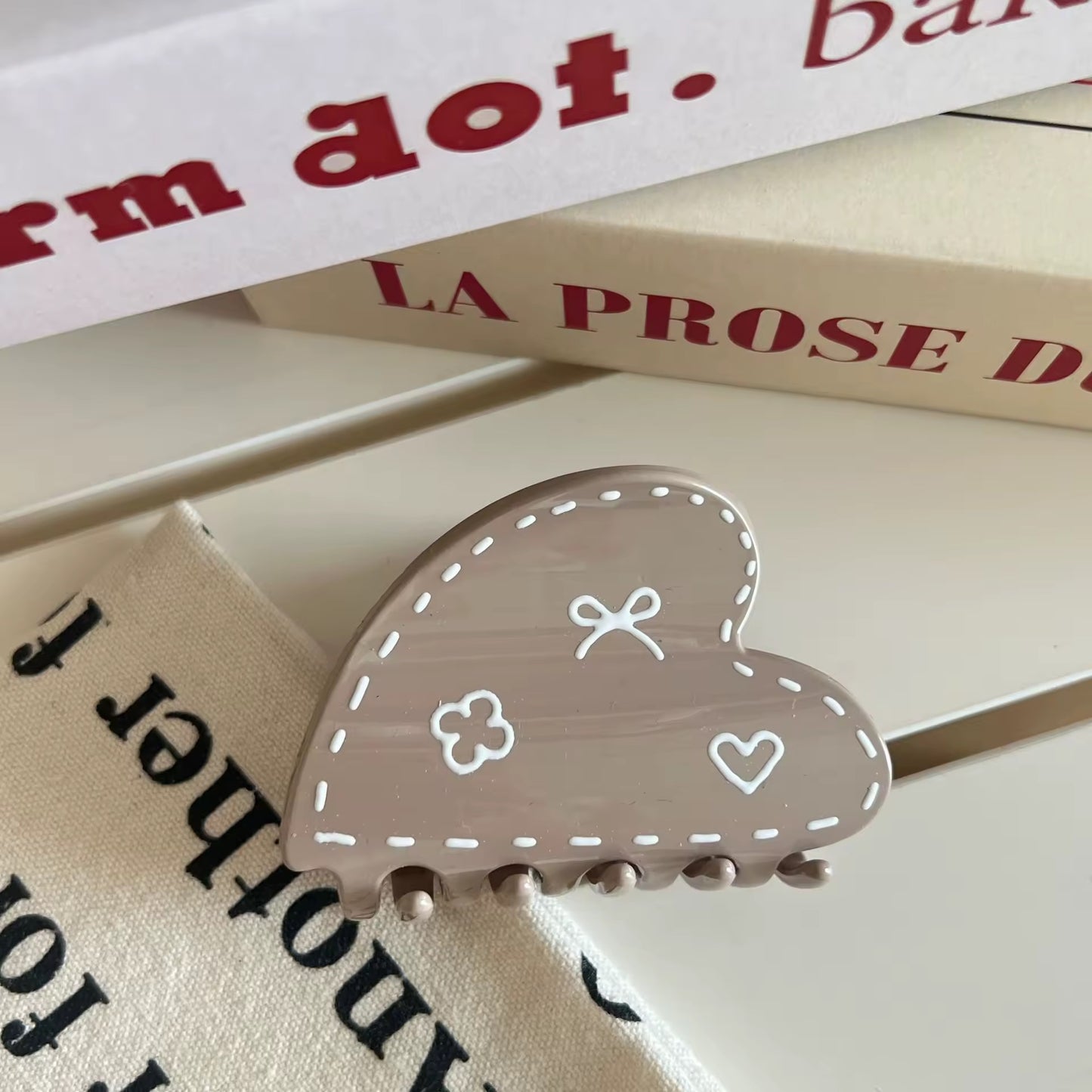 Cotton candy claw clip