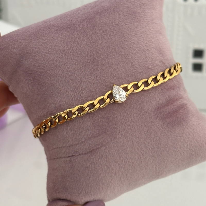 Pear cut bracelet