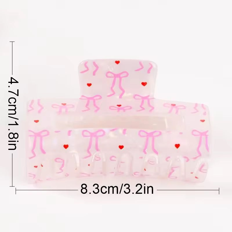 Blush bloom claw clip