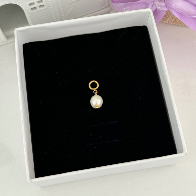 Venus charm