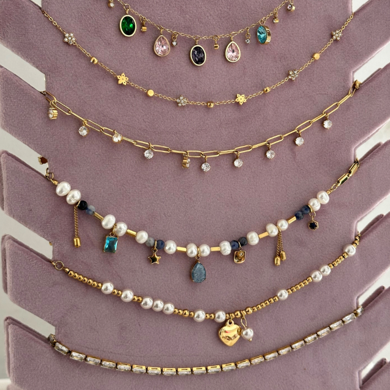 Saretee necklace