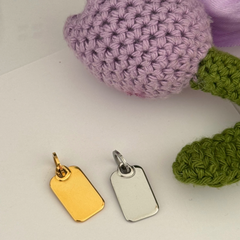 Show your feeling engravable charm