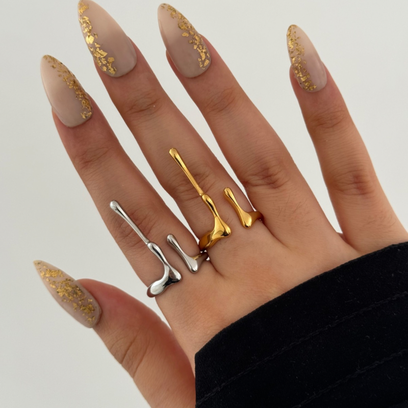 Hype ring