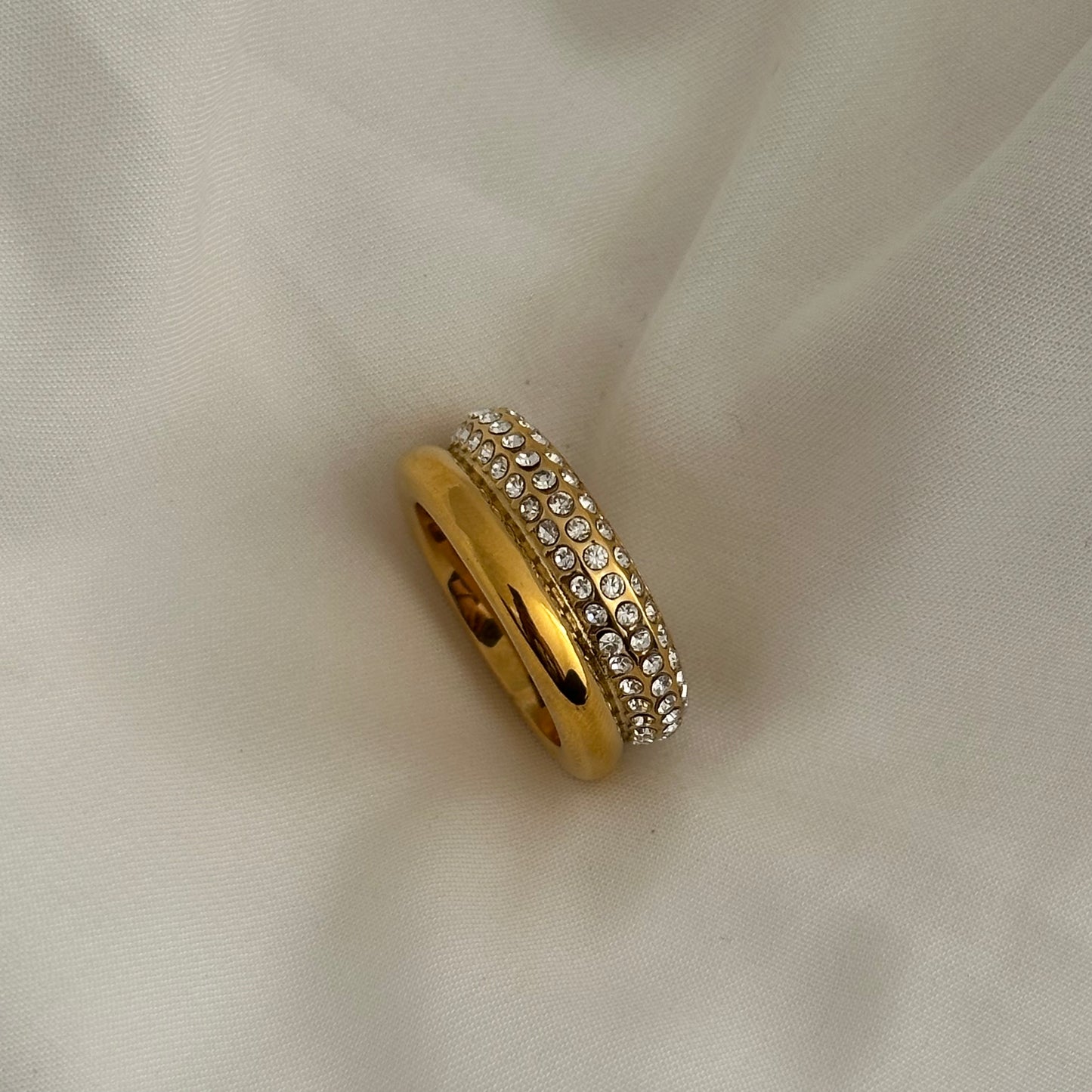 Auggie ring