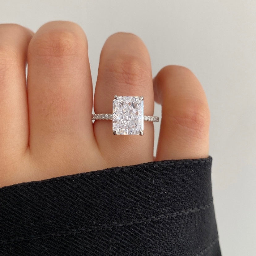Clear ivory ring