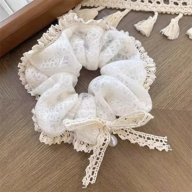 Cindrella scrunchie