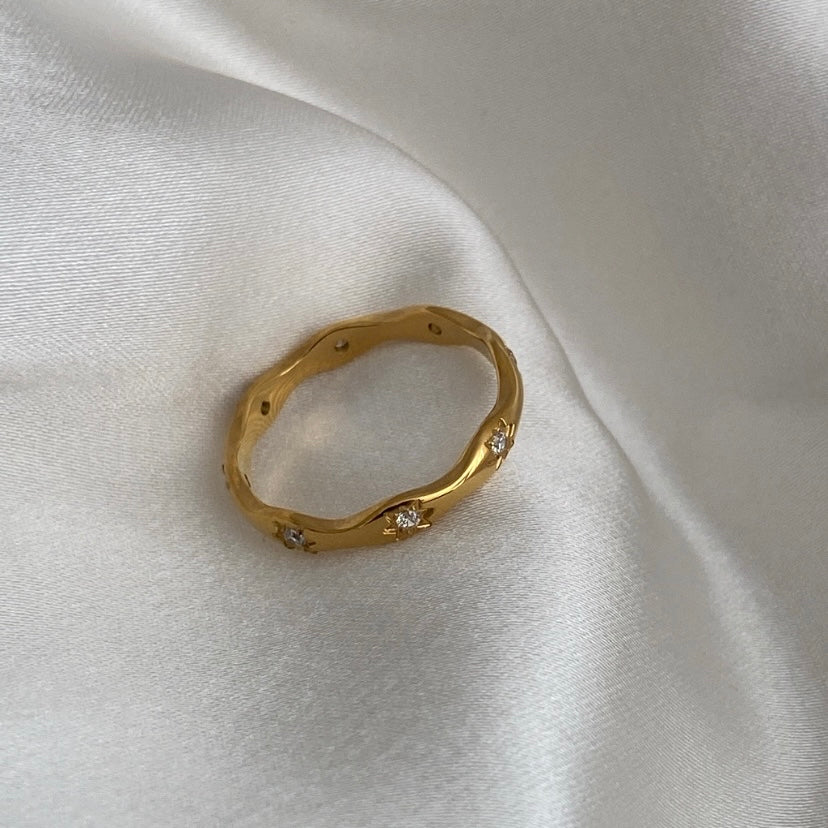 Winnie ring