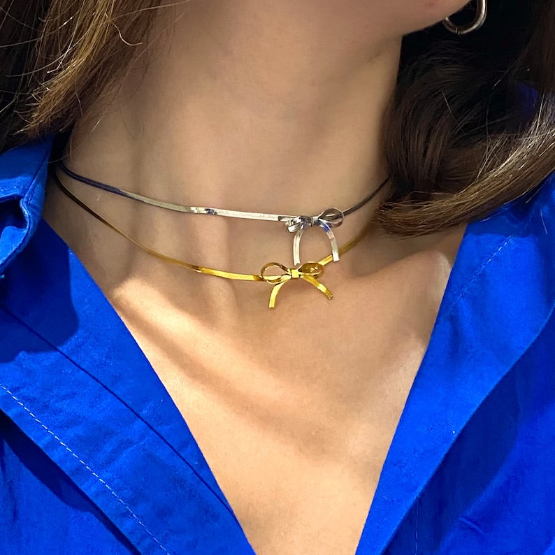 Ribbon necklace
