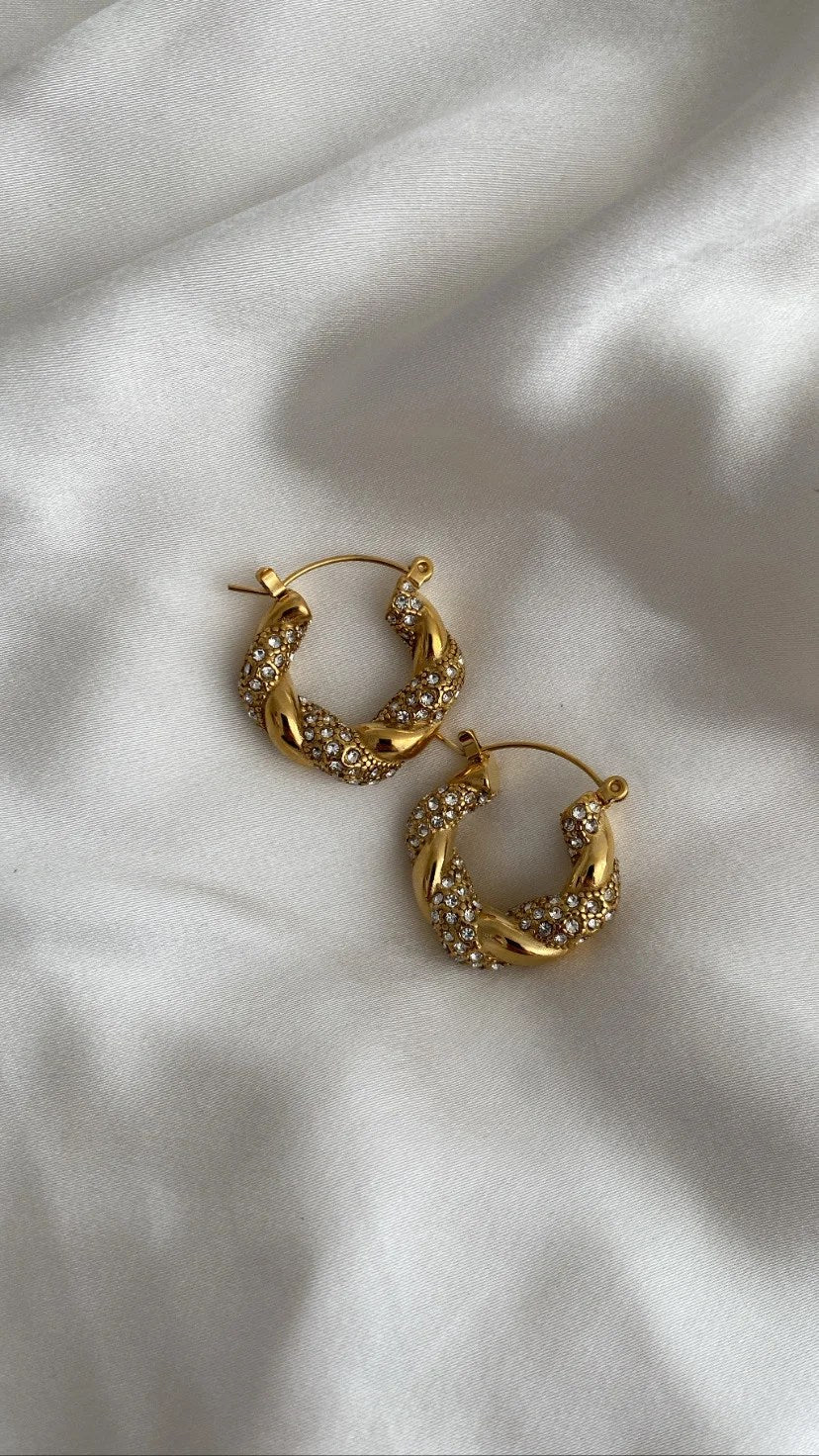 Mary hoops