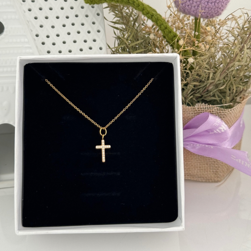 Cross necklace