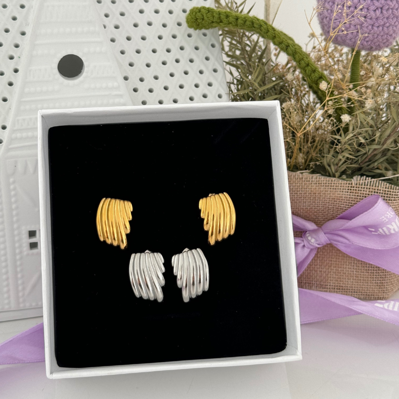 Misty earrings