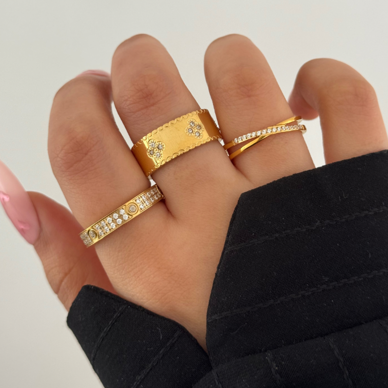 Don't cross the line ring