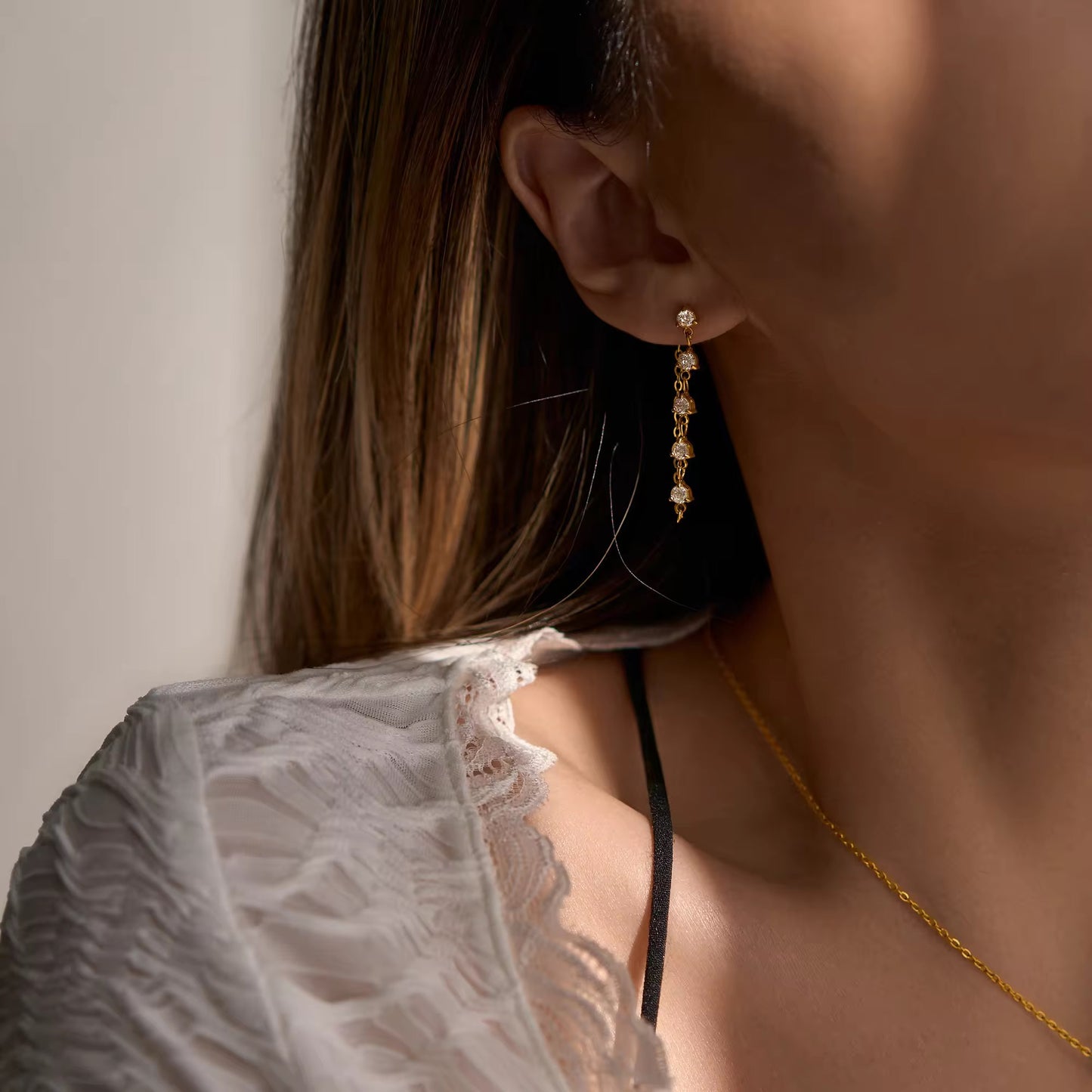Chandelier earrings