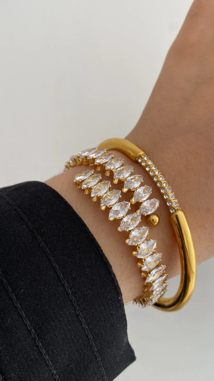 Huntley cuff bracelet
