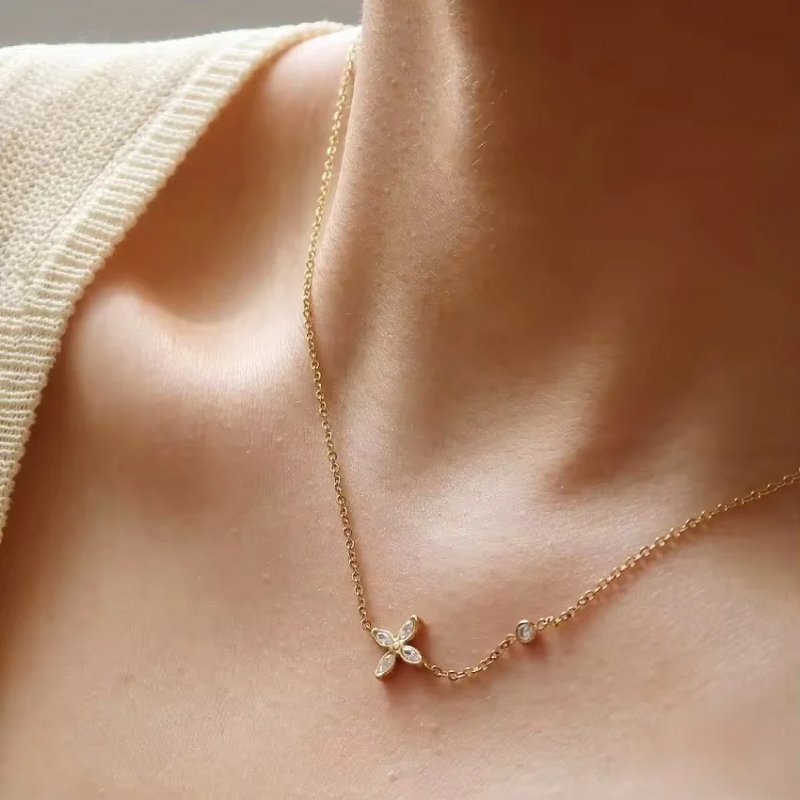 Four petal necklace