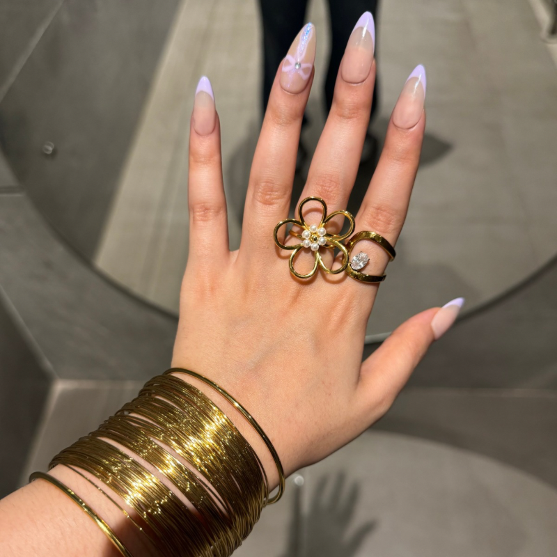 Flora ring