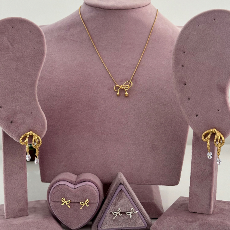 Bow studs