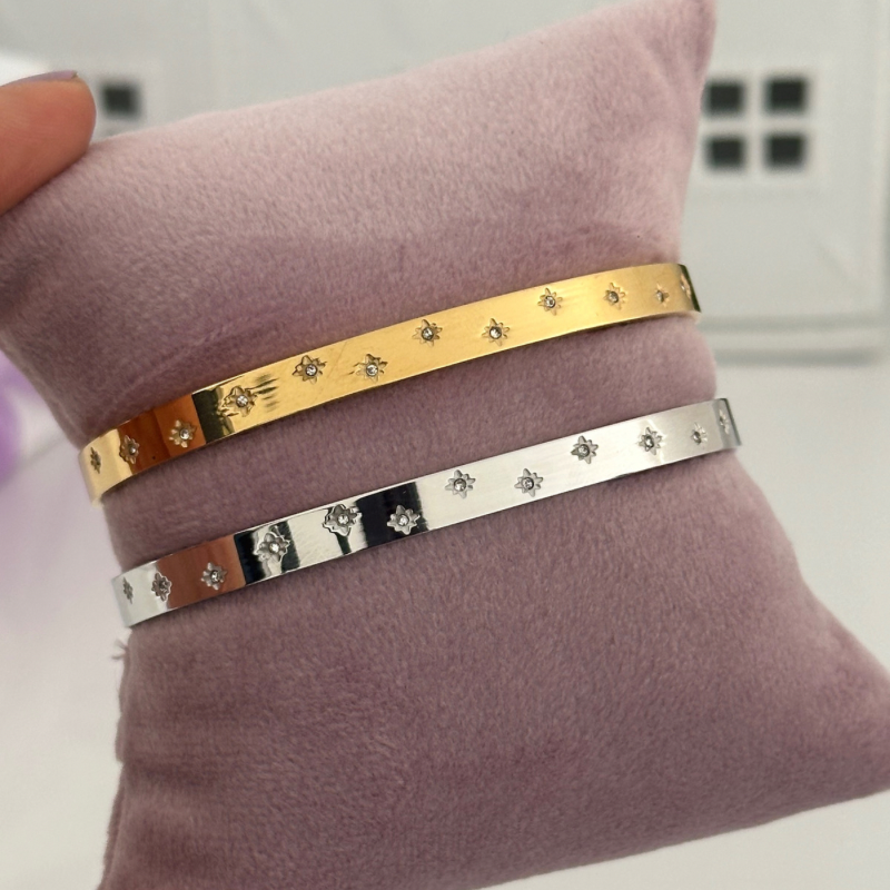 Howler bracelet