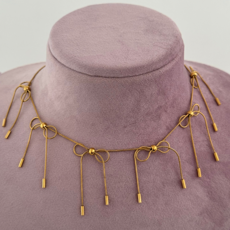 Constance bow necklace