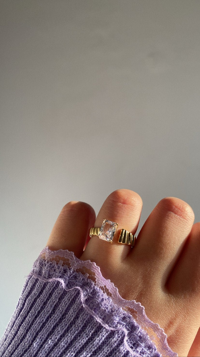 Hogwarts ring