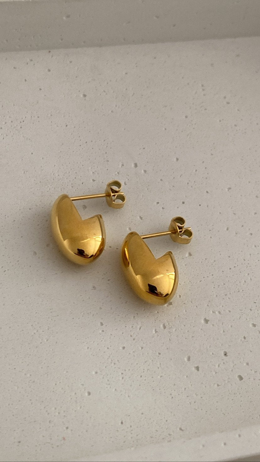 Poppy hoops