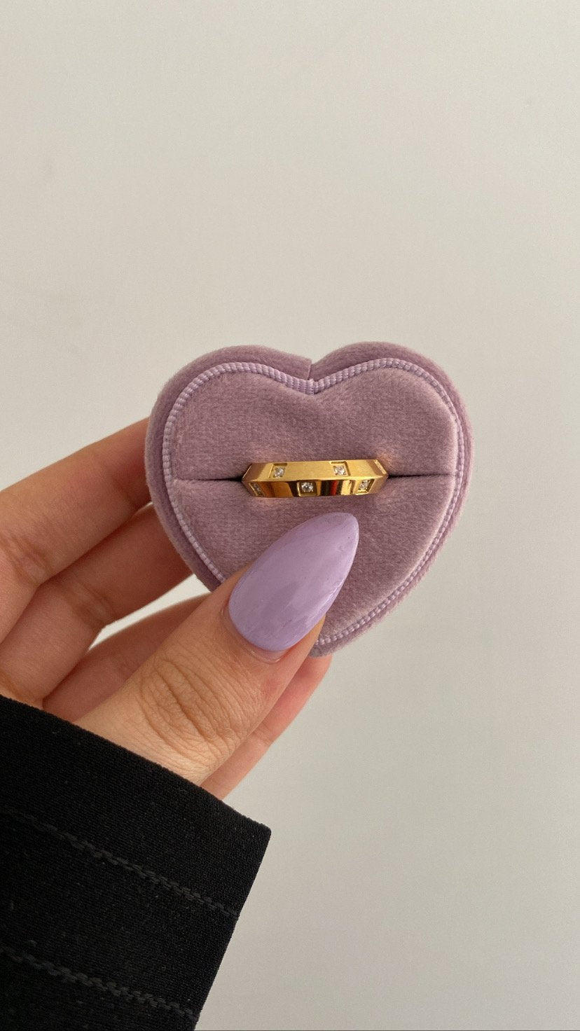 Elini ring