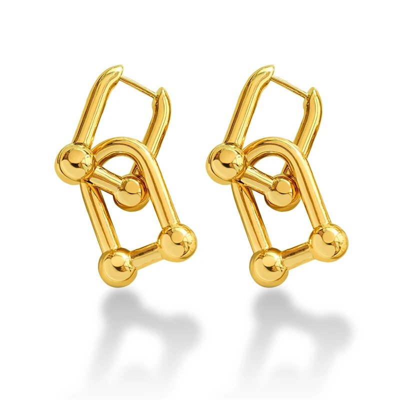 Horseshoe earrings