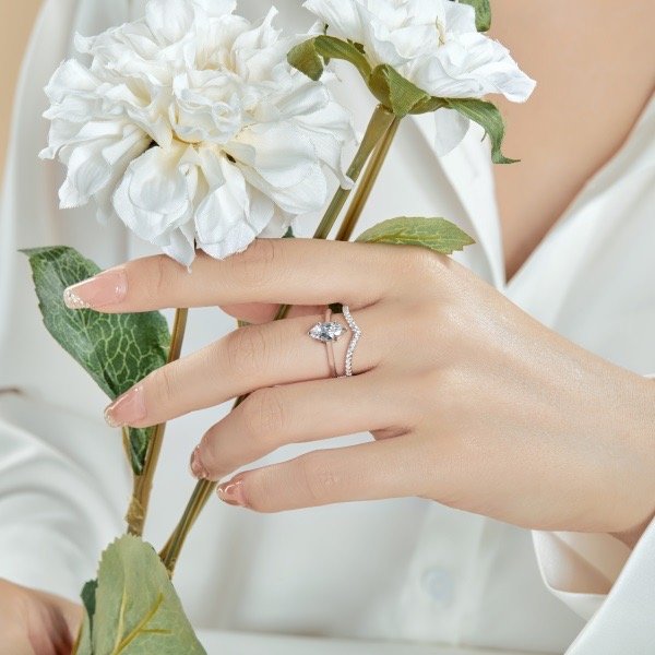 Marquise ring set